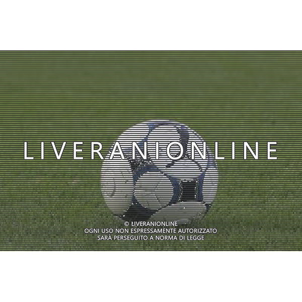 Como 19-11-2008 italia-svizzera U20 0:0 nella foto palloni ph marco luzzani/ag aldo liverani s.a.s.