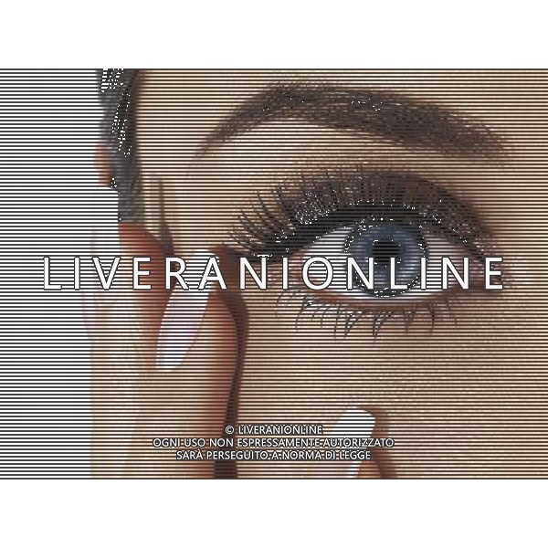 BELLEZZA - BEAUTY - MANICURE - PEDICURE - OCCHI - UNGHIE - MAKE UP - TRUCCO - TRUCCARE - AGENZIA ALDO LIVERANI SAS IFC