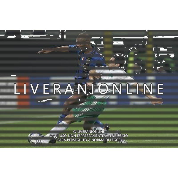 Milano 26-11-2008 champions league 2008/09 inter-panathinaikos 0:1 nella foto maicon e nikos spiropoulos ph marco luzzani/ag aldo liverani s.a.s.