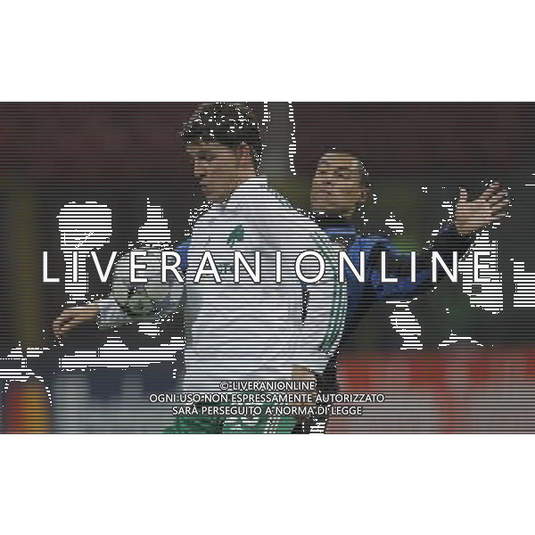 Milano 26-11-2008 champions league 2008/09 inter-panathinaikos 0:1 nella foto vangelis mantzios e ivan cordoba ph marco luzzani/ag aldo liverani s.a.s.
