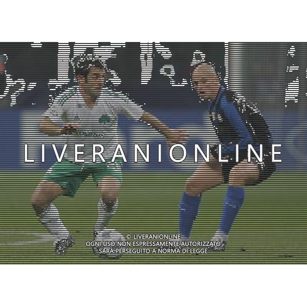 Milano 26-11-2008 champions league 2008/09 inter-panathinaikos 0:1 nella foto esteban cambiasso e giorgios karagounis ph marco luzzani/ag aldo liverani s.a.s.