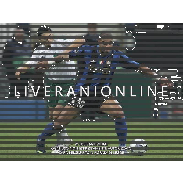Milano 26-11-2008 champions league 2008/09 inter-panathinaikos 0:1 nella foto nikos spiropoulos e adriano ph marco luzzani/ag aldo liverani s.a.s.
