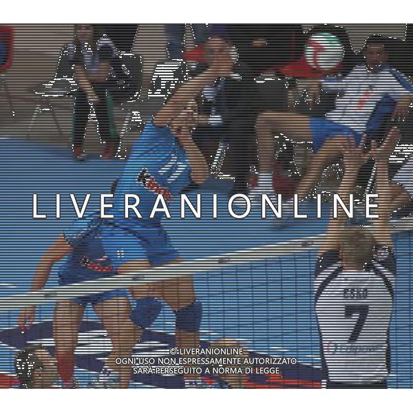 MONZA 26/11/2008 TIM ALL STAR VOLLEY 2008 PALACANDY MONZA ITALIA-RESTO DEL MONDO NELLA FOTO HRISTO ZLATANOV FOTO MARIO ROMANO/AG ALDO LIVERANI 