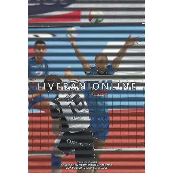 MONZA 26/11/2008 TIM ALL STAR VOLLEY 2008 PALACANDY MONZA ITALIA-RESTO DEL MONDO NELLA FOTO LA SCHIACCIATA DI ENDRES MURILO FOTO MARIO ROMANO/AG ALDO LIVERANI 