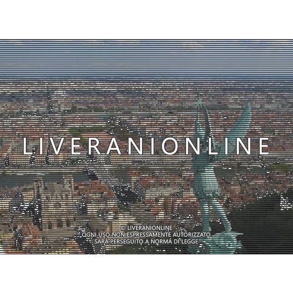 ARCHIVIO ALDO LIVERANI S A S NELLA FOTO BELLACOUR PIAZZA A LIONE AG ADLO LIVERANI