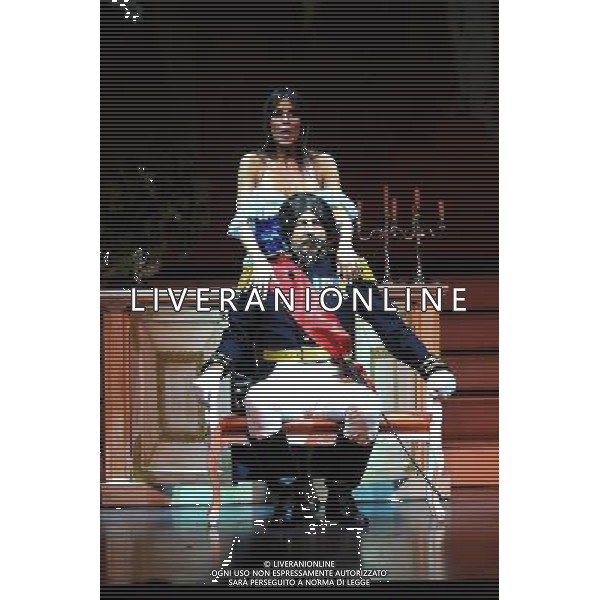 PRIMA TEATRALE DELLO SPETTACOLO: \' SEX AND ITALY\' AL BAGAGLINO NELLA FOTO: ANTONELLA MOSETTI CON MARTUFELLO © MASSIMO BRUNI - AG. ALDO LIVERANI SAS