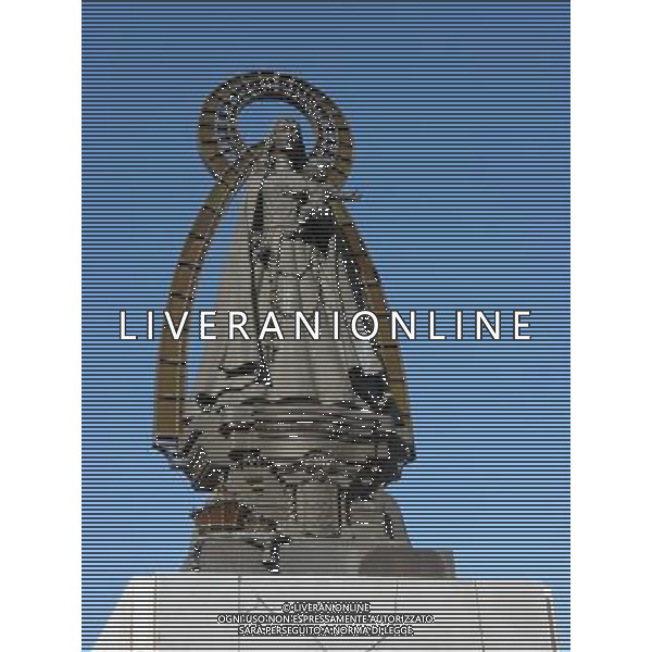Sculpture of the Rosario Virgin at Rosario city, Argentina LA SCULTURA DELLA VERGINE DEL ROSARIO NELLA CITTA\' ARGENTINA DI ROSARIO AGENZIA ALDO LIVERANI SAS