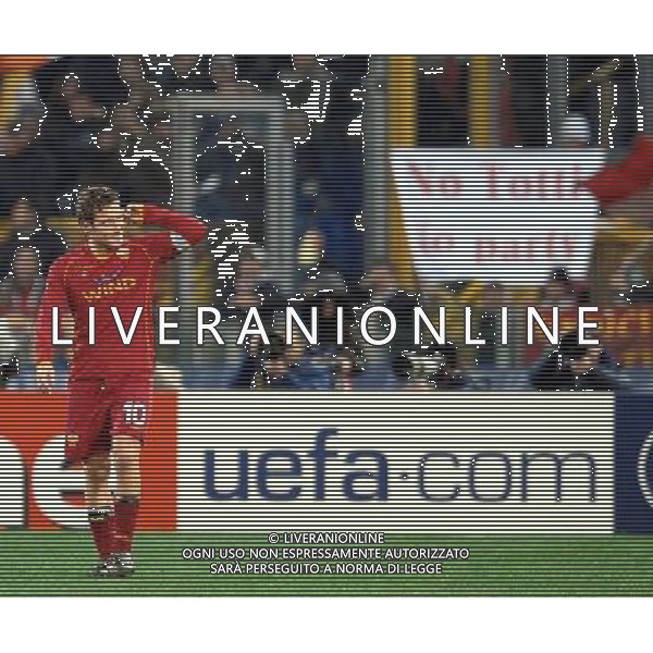 Roma Vs Bordeaux - 09/12/2008 - Stadio Olimpico - Uefa Champions League 2008/2009 - Gruppo A - nella foto: l\'esultanza di Francesco TOTTI dopo il gol ph. Corradetti / ag. Aldo Liverani Sas