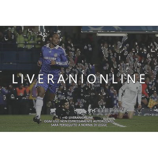 Didier Drogba of Chelsea celebrates scoring the 2nd goal 2-1,Chelsea v CFR 1907 Cluj-Napoca, UEFA Champions League Gp A, Stamford Bridge, London, Date 09122008 Picture by Marc Atkins Mobile 07783 913 777 (IPS PHOTO AGENCY) - 21 Delisle road - London SE28 0JD- tel: 020 88 55 1 008 - fax: 020 88 55 1037 - ISDN: 020 88 55 1039 AG ALDO LIVERANI ONLY ITALY 