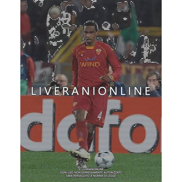 Roma Vs Bordeaux 09/12/2008 - Stadio Olimpico - Uefa Champions League 2008/2009 - Gruppo A - nella foto: JUAN ph. Corradetti / ag. Aldo Liverani Sas