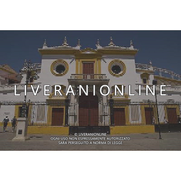 L\'ENTRATA DELL\'ARENA DEI TORI A SIVIGLIA The entrance of the famous arena in Seville AGENZIA ALDO LIVERANI SAS