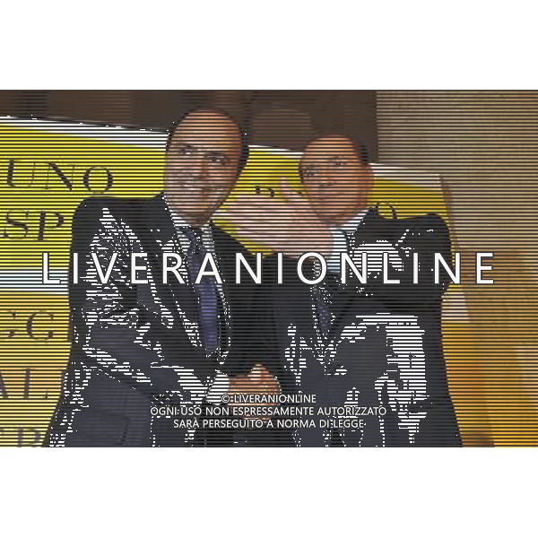 ROMA, 10 DICEMBRE 2008 PRESENTAZIONE LIBRO DI B. VESPA: VIAGGIO IN UNA ITALIA DIVERSA NELLA FOTO: BRUNO VESPA - SILVIO BERLUSCONI AGENZIA ALDO LIVERANI SAS