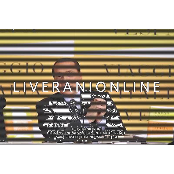 ROMA, 10 DICEMBRE 2008 PRESENTAZIONE LIBRO DI B. VESPA: VIAGGIO IN UNA ITALIA DIVERSA NELLA FOTO: SILVIO BERLUSCONI AGENZIA ALDO LIVERANI SAS