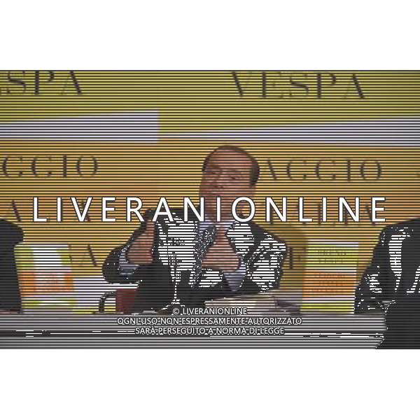 ROMA, 10 DICEMBRE 2008 PRESENTAZIONE LIBRO DI B. VESPA: VIAGGIO IN UNA ITALIA DIVERSA NELLA FOTO: SILVIO BERLUSCONI AGENZIA ALDO LIVERANI SAS