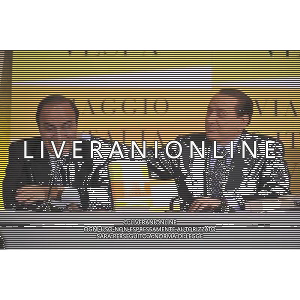 ROMA, 10 DICEMBRE 2008 PRESENTAZIONE LIBRO DI B. VESPA: VIAGGIO IN UNA ITALIA DIVERSA NELLA FOTO: BRUNO VESPA - SILVIO BERLUSCONI AGENZIA ALDO LIVERANI SAS