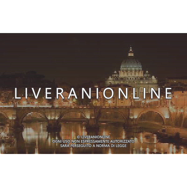 ARCHIVIO ALDO LIVERANI NELLA FOTO PIAZZA SAN PIETRO NOTTURNO VATICANO AG ALDO LIVERANI