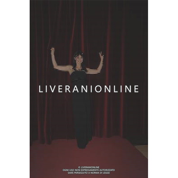 TEATRO BRANCACCIO ROMA 15/12/2008 CONCERTO DELL\'ORCHESTRA SINFONICA ITALIANA NELLA FOTO LORENA BIANCHETTI PH.BRUNI-AG.A.LIVERANI SAS 