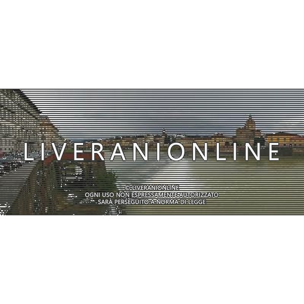 FIRENZE NELLA FOTO FIRENZE IL FIUME ARNO AG ALDO LIVERANI