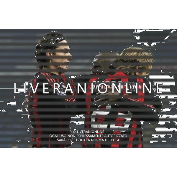 Milan - Wolfsburg Coppa Uefa 17/12/2008 nella foto abbracci esultanza dopo il gol di massimo ambrosini con filippo inzaghi e clarence seedorf ph luzzani/Ag. Aldo Liverani Sas