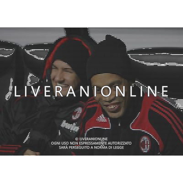 Milan - Wolfsburg Coppa Uefa 17/12/2008 nella foto ronaldinho e pato in panchina ph luzzani/Ag. Aldo Liverani Sas