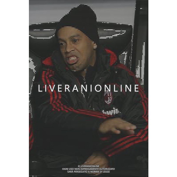 Milano 17-12-2008 coppa UEFA 2008/09 milan-wolfsburg 2:2 nella foto ronaldinho in panchina ph marco luzzani/ag aldo liverani s.a.s.