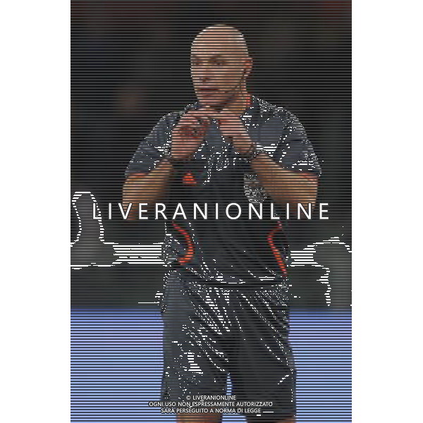  18-12-2008 Genova Sport-Calcio Sampdoria Siviglia Coppa Uefa 2008/2009 Nella foto: l\'arbitro Howard Melton Webb ph.viganti/ph.ALDO LIVERANI sas