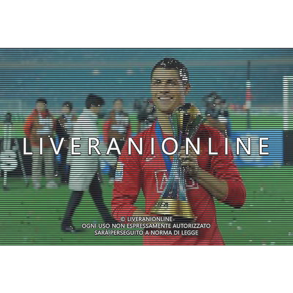 FIFA Club World Cup Japan 2008 Finale 1mo-2ndo Posto Yokohama - 21.12.2008 Manchester United (ENG) - Liga de Quito (ECU) Nella Foto: CRISTIANO RONALDO CON LA COPPA Ph.Vitez-Ag. Aldo Liverani
