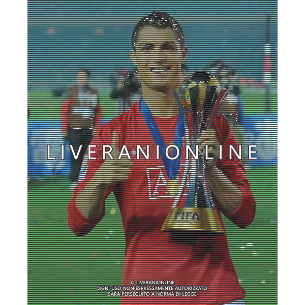 FIFA Club World Cup Japan 2008 Finale 1mo-2ndo Posto Yokohama - 21.12.2008 Manchester United (ENG) - Liga de Quito (ECU) Nella Foto: CRISTIANO RONALDO CON LA COPPA Ph.Vitez-Ag. Aldo Liverani