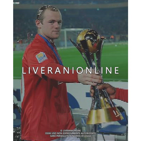 FIFA Club World Cup Japan 2008 Finale 1mo-2ndo Posto Yokohama - 21.12.2008 Manchester United (ENG) - Liga de Quito (ECU) Nella Foto: WAYNE ROONEY CON LA COPPA Ph.Vitez-Ag. Aldo Liverani