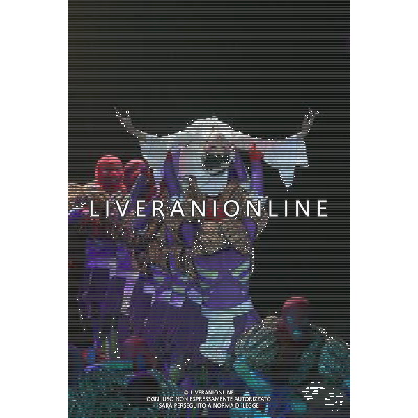 CHENGDU - NOVEMBER 26: Artist Hu Qinxin performs during the drama Peony Pavilion in Chengdu of southwest China\'s Sichuan province Wednesday, Nov. 26, 2008. The drama Peony Pavilion, a 16th-century tale of love, death and resurrection written by Tang Xianzu (1550-1616), has served as inspiration for a number of artists from all kind of genres, from Kunqu Opera to drama and ballet. Choreographed by Ying Zhiqi, Lu Ling and Wu Ning, this four-act full-length dance revolves around the love between Du Liniang (played by Hu Qinxin) and Liu Mengmei (played by Xu Peng), a love that extends over three lifetimes.(Photo By Qin Wang/ColorChinaPhoto) - AG. ALDO LIVERANI SAS ITALY ONLY