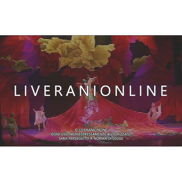 CHENGDU - NOVEMBER 26: Dancers Xu Peng (R) and Hu Qinxin (L) perform during the drama Peony Pavilion in Chengdu of southwest China\'s Sichuan province Wednesday, Nov. 26, 2008. The drama Peony Pavilion, a 16th-century tale of love, death and resurrection written by Tang Xianzu (1550-1616), has served as inspiration for a number of artists from all kind of genres, from Kunqu Opera to drama and ballet. Choreographed by Ying Zhiqi, Lu Ling and Wu Ning, this four-act full-length dance revolves around the love between Du Liniang (played by Hu Qinxin) and Liu Mengmei (played by Xu Peng), a love that extends over three lifetimes.(Photo By Qin Wang/ColorChinaPhoto) - AG. ALDO LIVERANI SAS ITALY ONLY