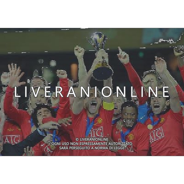 FIFA Club World Cup Japan 2008 Finale 1°-2° Posto Yokohama - 21.12.2008 Manchester United(ENG)-Liga de Quito(ECU) Nella Foto:MANCHESTER ALZA LA COPPA /Ph.Vitez-Ag. Aldo Liverani