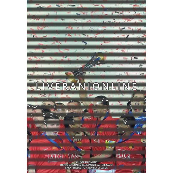 FIFA Club World Cup Japan 2008 Finale 1°-2° Posto Yokohama - 21.12.2008 Manchester United(ENG)-Liga de Quito(ECU) Nella Foto:MANCHESTER ALZA LA COPPA /Ph.Vitez-Ag. Aldo Liverani