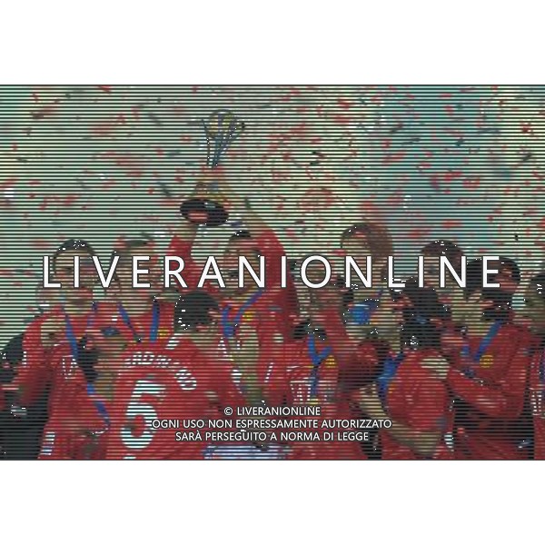 FIFA Club World Cup Japan 2008 Finale 1°-2° Posto Yokohama - 21.12.2008 Manchester United(ENG)-Liga de Quito(ECU) Nella Foto:RONALDO CRISTIANO ALZA LA COPPA /Ph.Vitez-Ag. Aldo Liverani