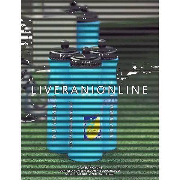 FIFA Club World Cup Japan 2008 Finale 3°-4° Posto Yokohama - 21.12.2008 Pachuca(MEX)-Gamba Osaka(JPN) Nella Foto:BOTTIGLIE ACQUA /Ph.Vitez-Ag. Aldo Liverani