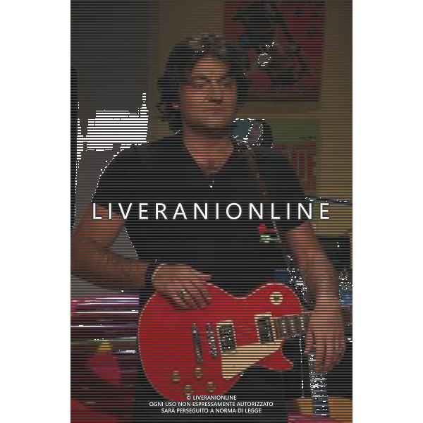 MAX GIUSTI (NEI PANNI DI LIGABUE) MILANO 11-01-09 TRASMISSIONE QUELLI CHE IL CALCIO FOTO SORANO /ALDO LIVERANI SAS