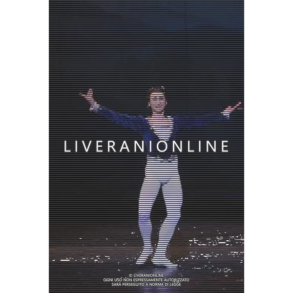 \'Il lago dei cigni\' con il Teatro Nazionale di Opera e Balletto della Moldavia al teatro Arcimboldi di Milano nella foto: Dinu Tamazlacaru © Antonio Sorano - ag. Aldo Liverani sas