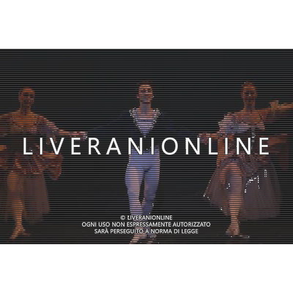 \'Il lago dei cigni\' con il Teatro Nazionale di Opera e Balletto della Moldavia al teatro Arcimboldi di Milano nella foto: Dinu Tamazlacaru © Antonio Sorano - ag. Aldo Liverani sas