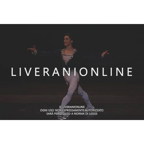 \'Il lago dei cigni\' con il Teatro Nazionale di Opera e Balletto della Moldavia al teatro Arcimboldi di Milano nella foto: Dinu Tamazlacaru © Antonio Sorano - ag. Aldo Liverani sas