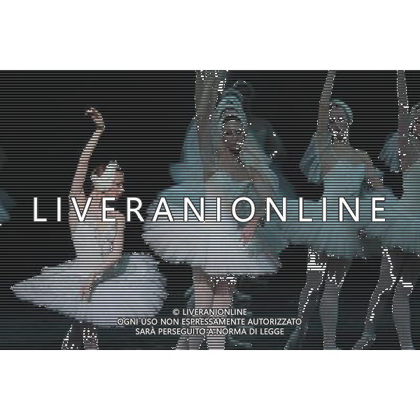 \'Il lago dei cigni\' con il Teatro Nazionale di Opera e Balletto della Moldavia al teatro Arcimboldi di Milano nella foto: Iana Salendo © Antonio Sorano - ag. Aldo Liverani sas