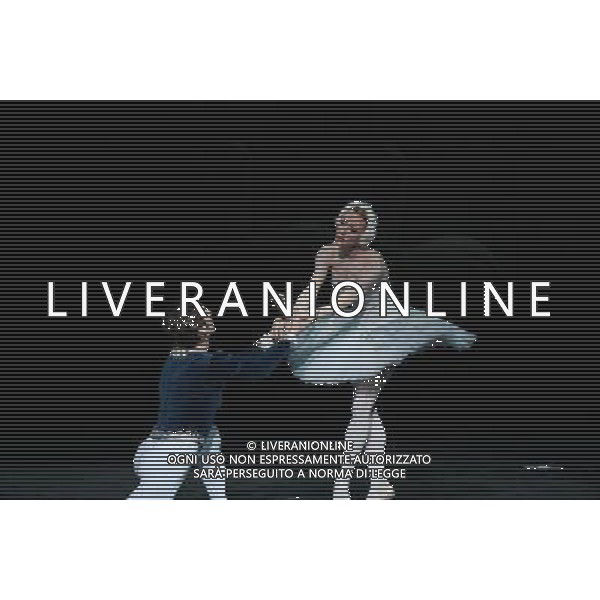 \'Il lago dei cigni\' con il Teatro Nazionale di Opera e Balletto della Moldavia al teatro Arcimboldi di Milano nella foto: Iana Salendo e Dinu Tamazlacaru, primi solisti del Teatro dell\'Opera di Berlino © Antonio Sorano - ag. Aldo Liverani sas