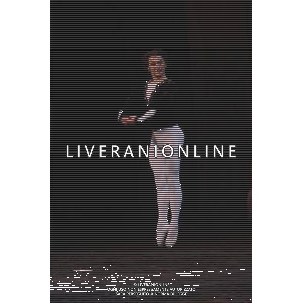 \'Il lago dei cigni\' con il Teatro Nazionale di Opera e Balletto della Moldavia al teatro Arcimboldi di Milano nella foto: Dinu Tamazlacaru © Antonio Sorano - ag. Aldo Liverani sas