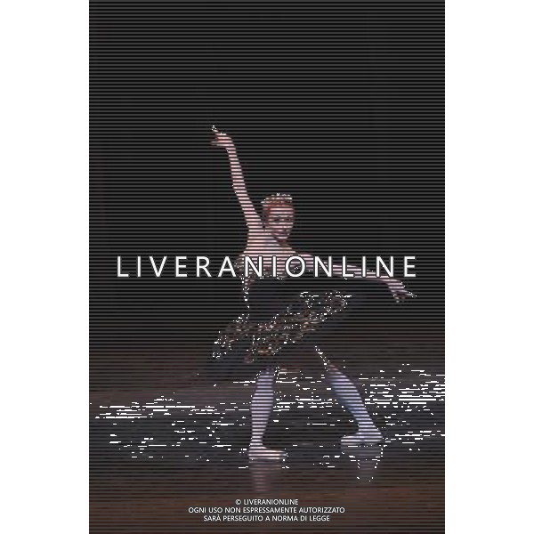 \'Il lago dei cigni\' con il Teatro Nazionale di Opera e Balletto della Moldavia al teatro Arcimboldi di Milano nella foto: Iana Salendo © Antonio Sorano - ag. Aldo Liverani sas