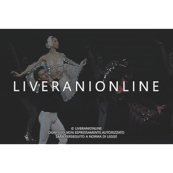 \'Il lago dei cigni\' con il Teatro Nazionale di Opera e Balletto della Moldavia al teatro Arcimboldi di Milano nella foto: Iana Salendo e Dinu Tamazlacaru, primi solisti del Teatro dell\'Opera di Berlino © Antonio Sorano - ag. Aldo Liverani sas