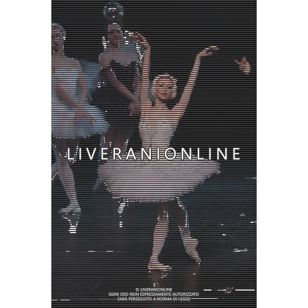 \'Il lago dei cigni\' con il Teatro Nazionale di Opera e Balletto della Moldavia al teatro Arcimboldi di Milano nella foto: Iana Salendo © Antonio Sorano - ag. Aldo Liverani sas