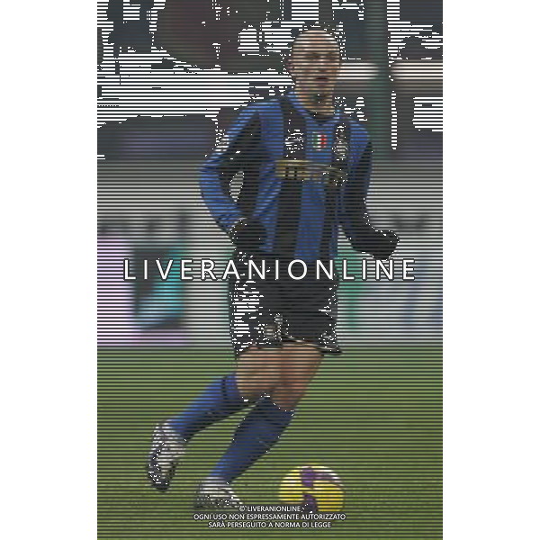 Milano 13-01-2009 coppa italia tim cup 2008/09 inter-genoa 3:1 nella foto esteban cambiasso ph marco luzzani/ag aldo liverani s.a.s. 