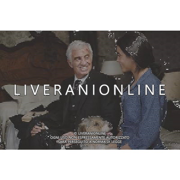 FILM: \' UN HOMME ET SON CHIEN\' ( 2007) - REGIA DI FRANCIS HUSTER NELLA FOTO: Hafsia Herzi/Jean-Paul Belmondo © UFF. STAMPA - AG. ALDO LIVERANI SAS