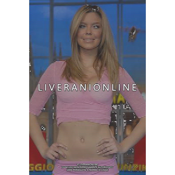\'STRISCIA LA NOTIZIA\' TRASMISSIONE TELEVISIVA - MILANO 14/02/2008 NELLA FOTO LA VELINA COSTANZA CARACCIOLO PH AGENZIA ALDO LIVERANI SAS 