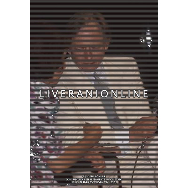 TOM WOLFE GIORNALISTA ARCHIVIO AG. ALDO LIVERANI RETROSPETTIVA