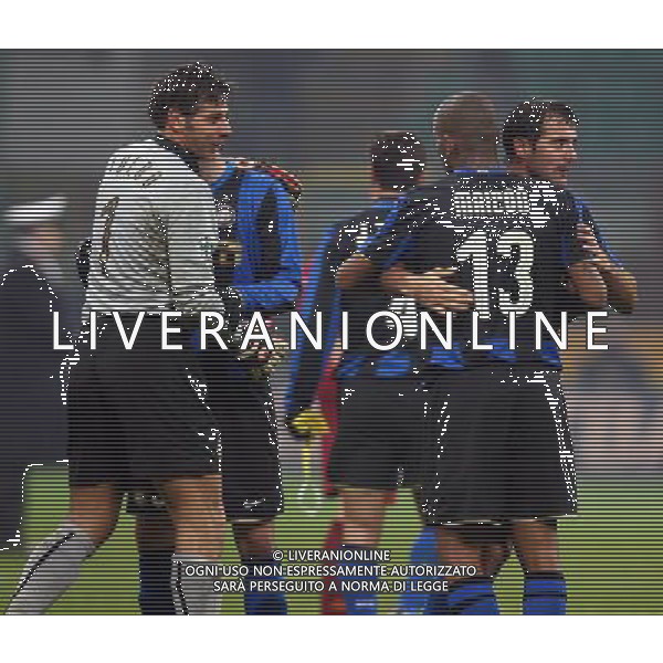 Inter -Roma 21/01/2009 Calcio Coppa Italia Tim Cup 2008-2009 Nella foto esultanza dei giocatori dell\'inter Francesco Toldo, maicon e dejan stankovic a fine gara Foto Agenzia Aldo Liverani Sas